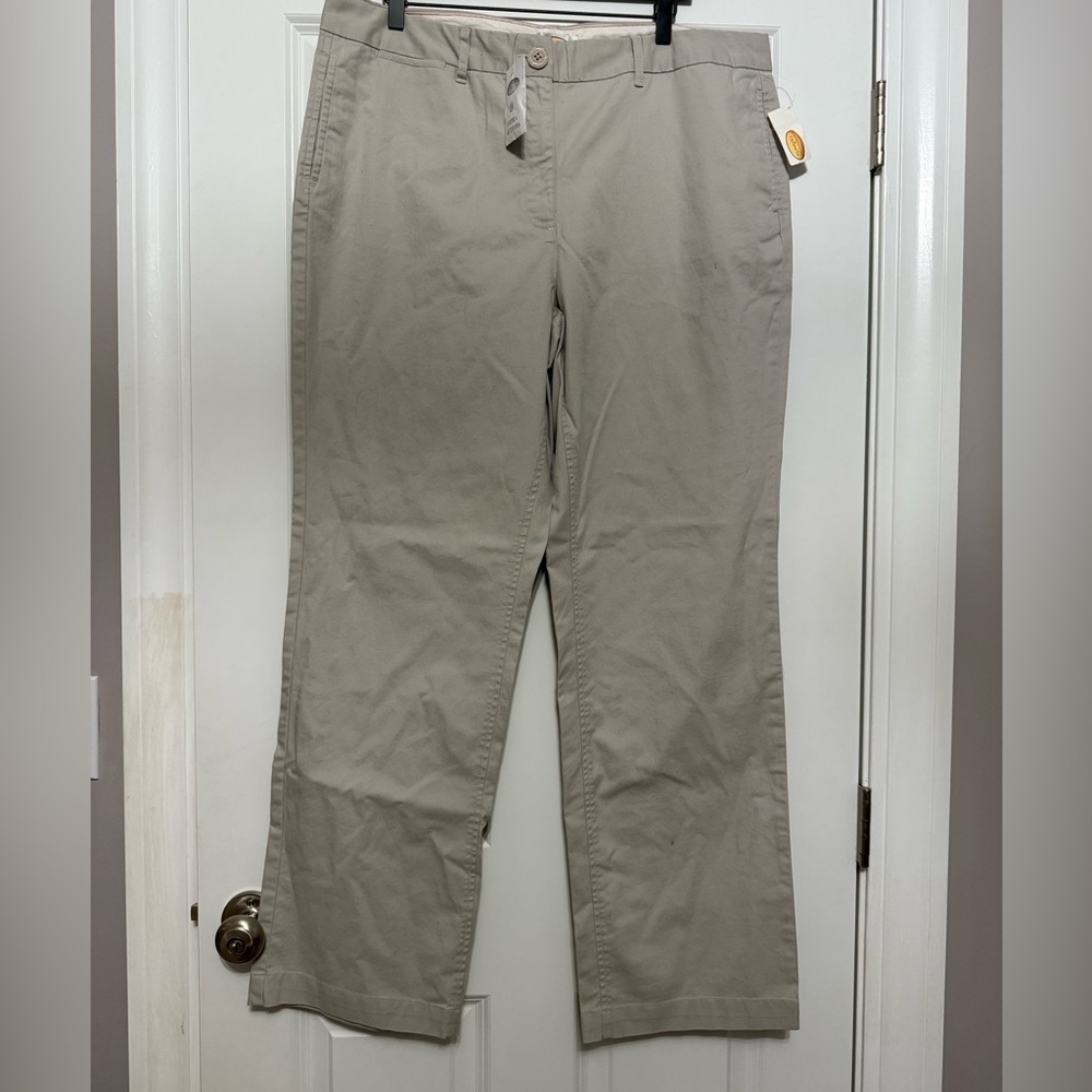 Grey Talbots Capri Pants - Size 18